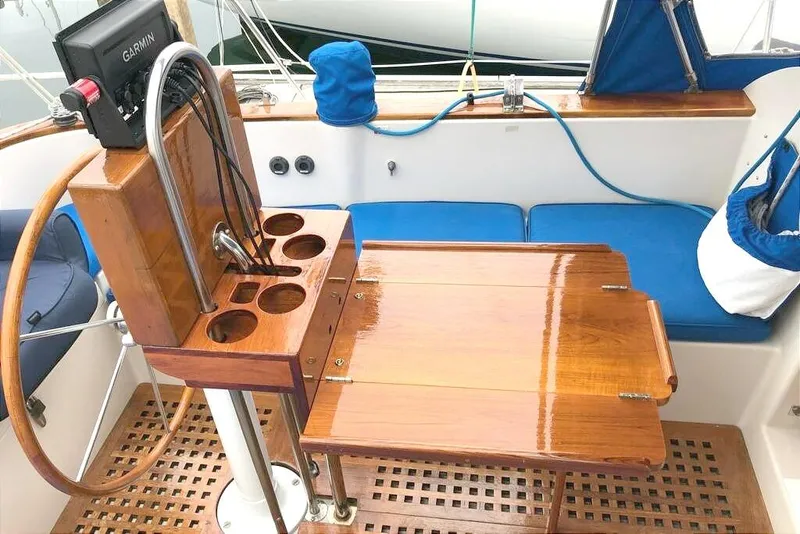 Slide: The Image of Nonsuch 36 1983 - 4