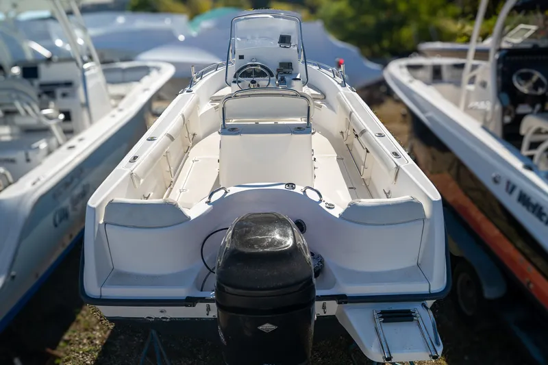 Slide: The Image of Boston Whaler 210 Outrage 2002 - 7