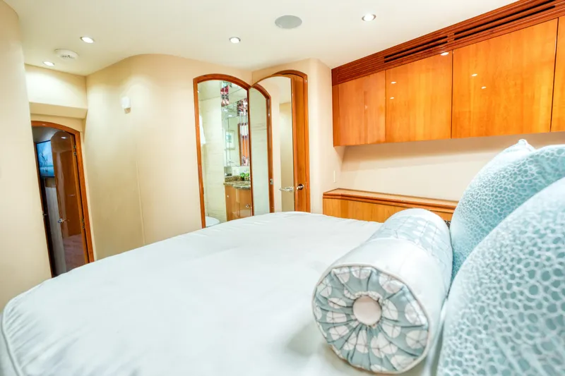 Slide: The Image of Luxurious bedroom interior on 2007 Hatteras 80 Enclosed Bridge yacht. - 39