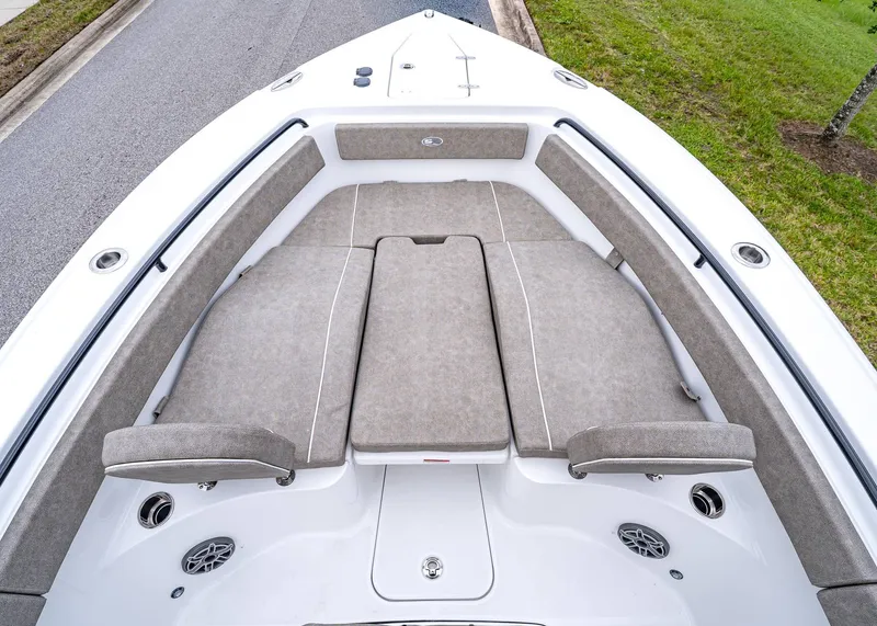 Slide: The Image of Sea Hunt Ultra 265 SE 2026 - 27