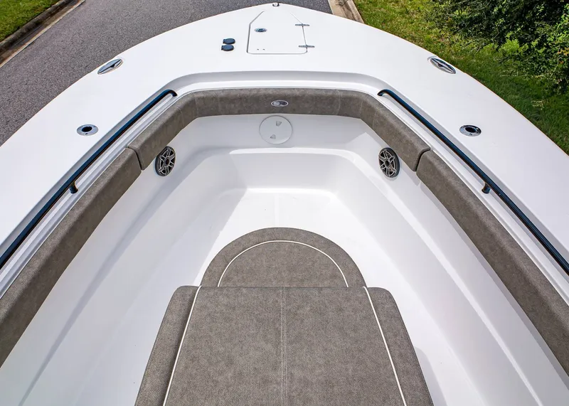 Slide: The Image of Sea Hunt Gamefish 28 Coffin Box 2026 - 31