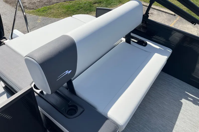 Slide: The Image of 2026 Bennington S Line boat seat with cup holder, featuring sleek design and comfortable upholstery. - 15