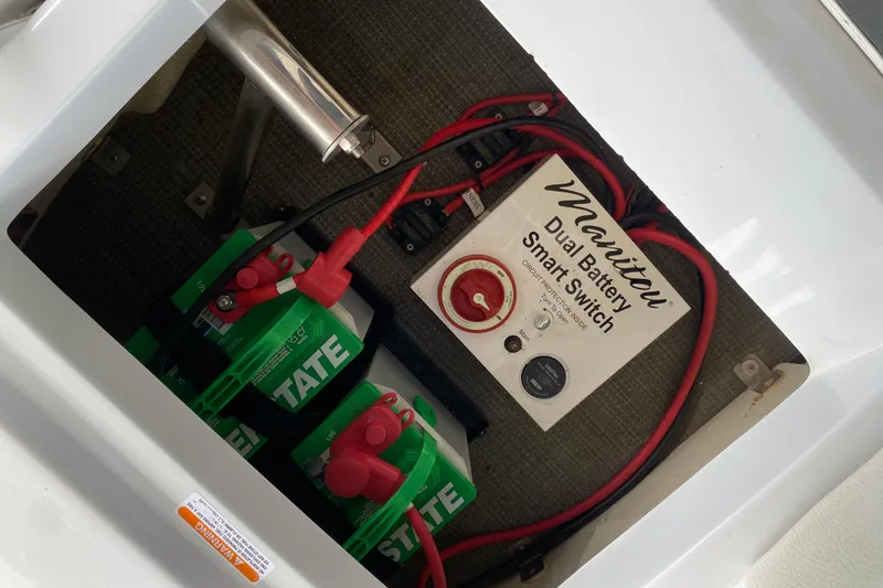 Slide: The Image of 2018 Manitou 25 X-Plode SRW SHP dual battery smart switch and wiring setup. - 17