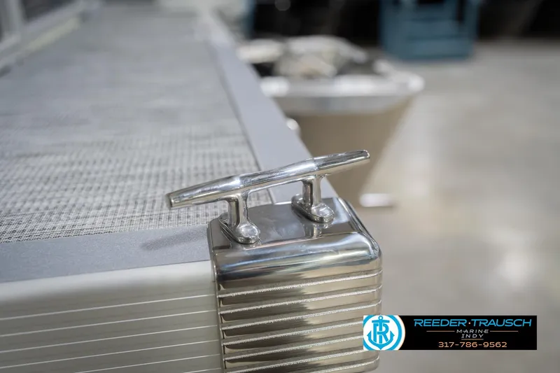 Slide: The Image of 2026 Bennington 22 SSR boat cleat detail, showcasing sleek design and craftsmanship. - 53