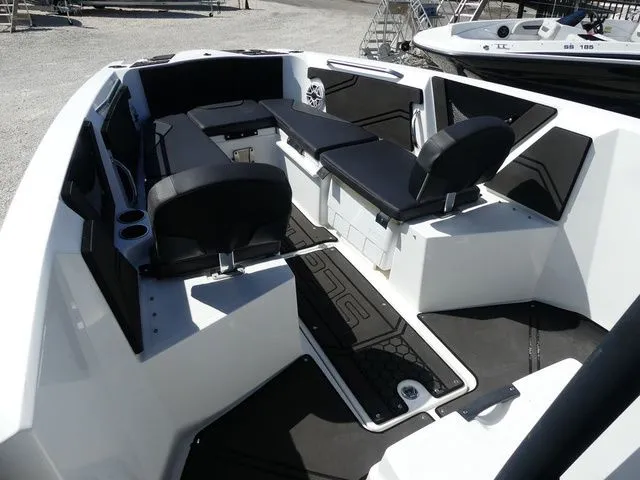 Slide: The Image of Scarab 255 Open ID 2021 - 11