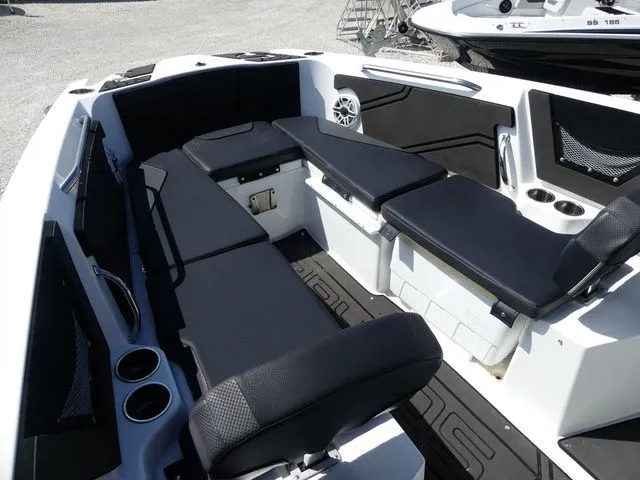 Slide: The Image of Scarab 255 Open ID 2021 - 12