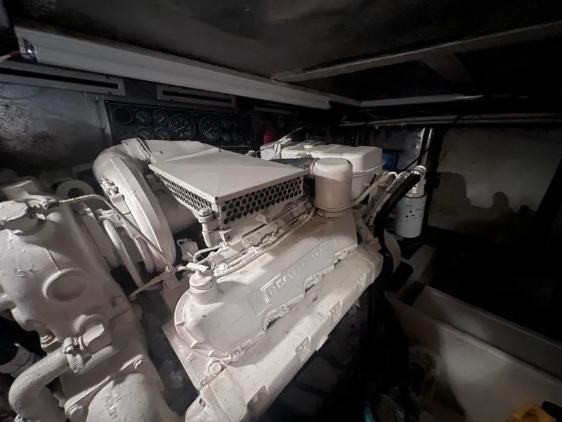 Slide: The Image of Pace 42 Motor Yacht 1990 - 56