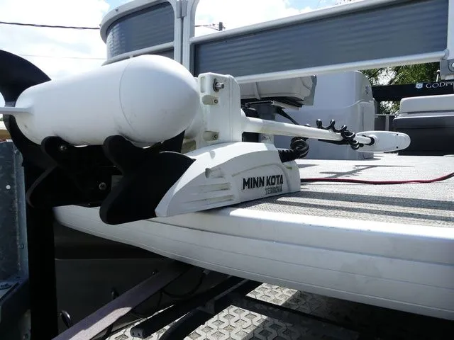 Slide: The Image of Godfrey SW 2286 FS 2021 - 4