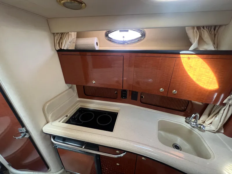 Slide: The Image of Sea Ray Sundancer 320 2003 - 62