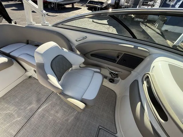 Slide: The Image of Crownline Boats 260 XSS 2022 - 11