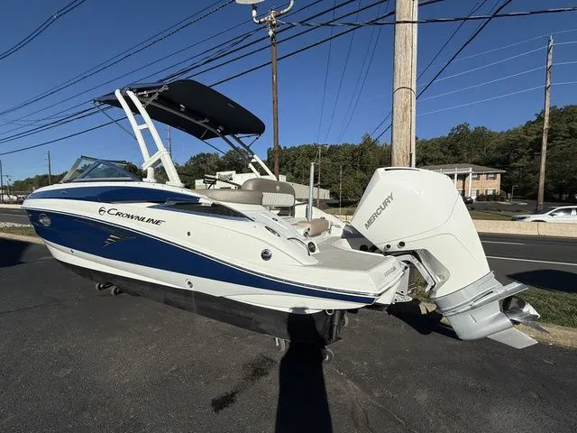 Slide: The Image of Crownline Boats 260 XSS 2022 - 3