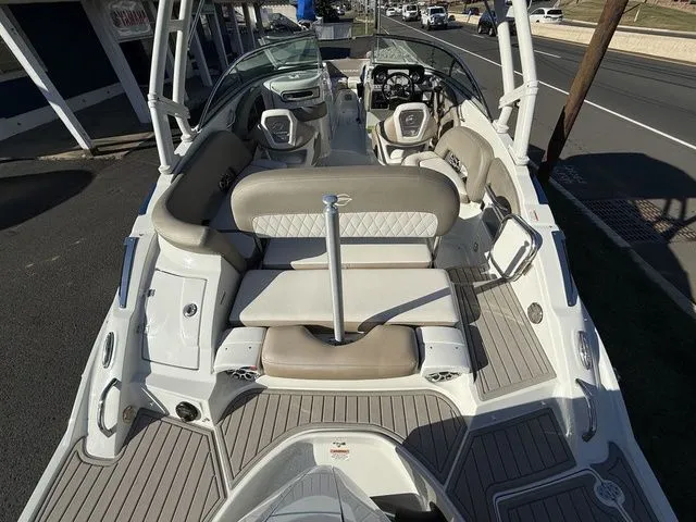 Slide: The Image of Crownline Boats 260 XSS 2022 - 8