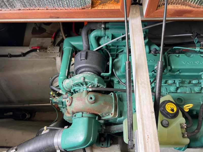 Slide: The Image of Camano 31 Troll 2001 - 69