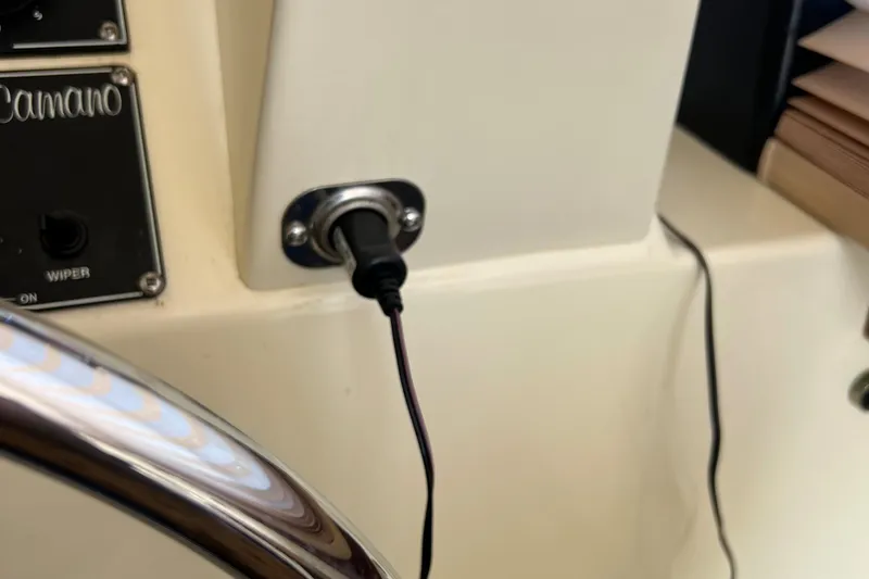 Slide: The Image of Camano 31 Troll 2001 - 77