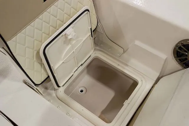 Slide: The Image of Carolina 24 Ultra Elite 2026 - 9