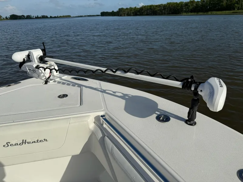 Slide: The Image of Sea Hunter 28 Floridian 2023 - 69