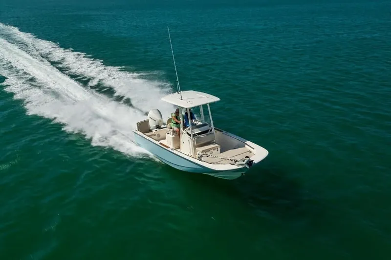 Slide: The Image of Boston Whaler 210 Montauk 2026 - 8