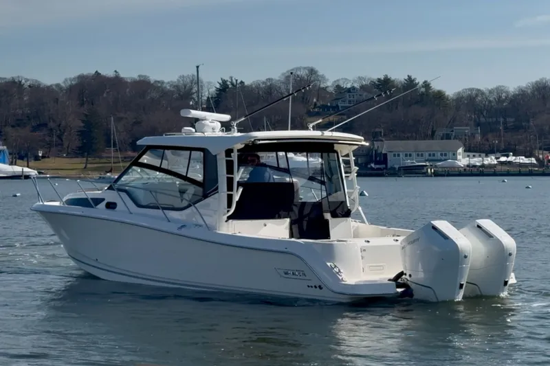 Slide: The Image of Boston Whaler 325 Conquest 2026 - 3