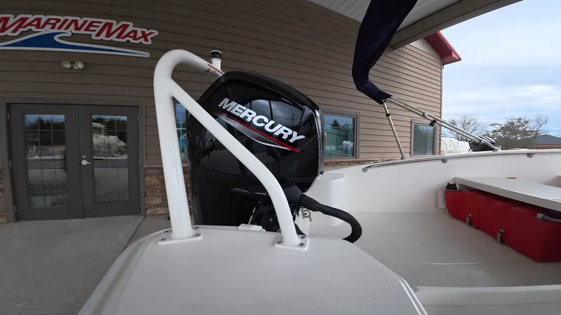Slide: The Image of Boston Whaler 160 Super Sport 2026 - 2