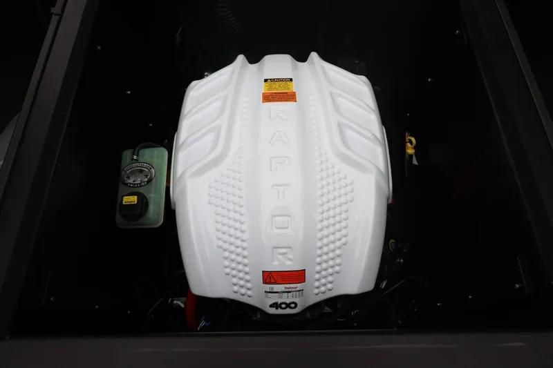 Slide: The Image of 2026 ATX Surf Boats 22 Type-S engine, featuring a Raptor 400 cover. - 61
