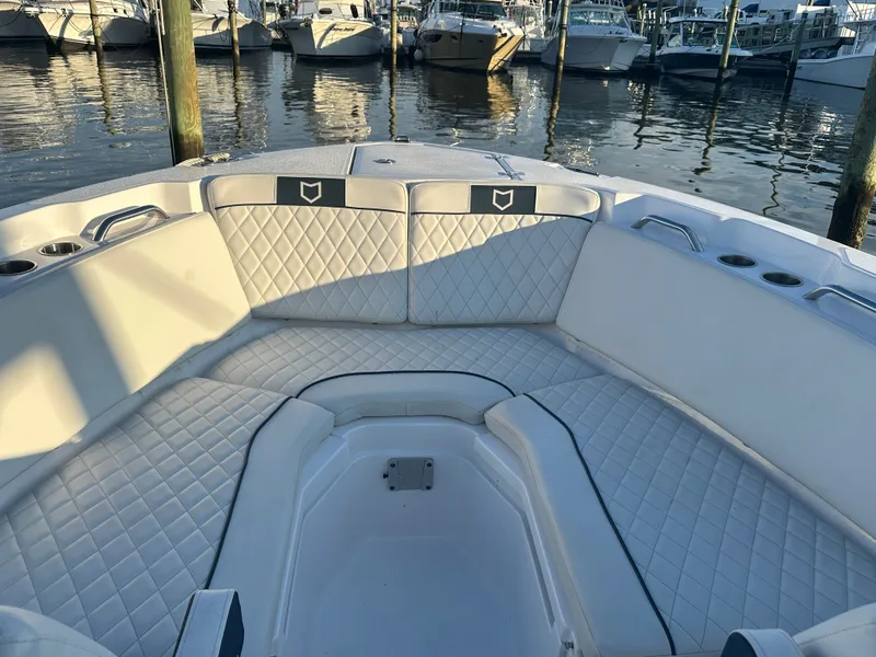 Slide: The Image of Sea Fox 268 Traveler 2025 - 14