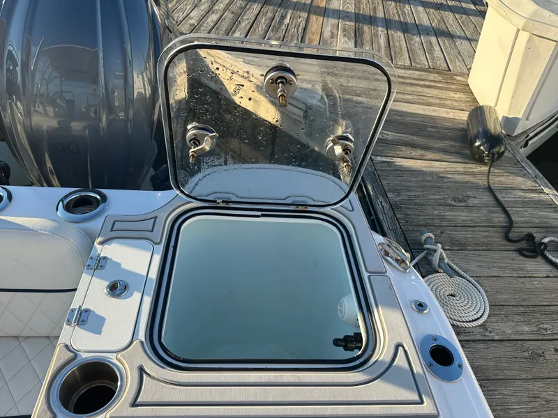 Slide: The Image of Sea Fox 268 Traveler 2025 - 17