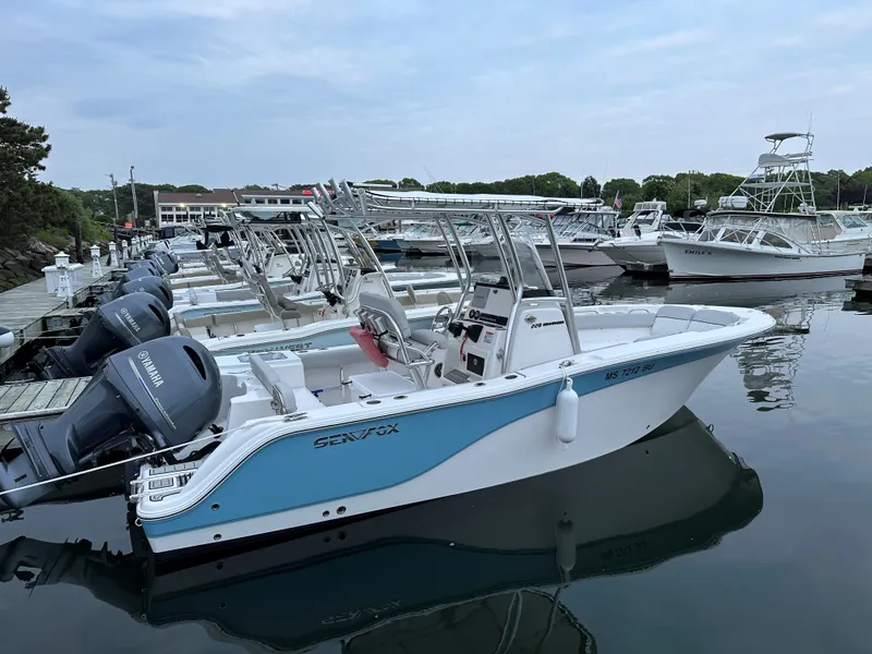 Slide: The Image of Sea Fox 228 Commander 2023 - 1