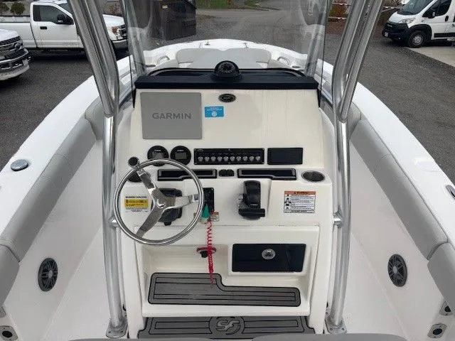 Slide: The Image of Sea Fox 228 Commander 2023 - 14