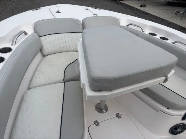 Slide: The Image of Sea Fox 228 Commander 2023 - 18