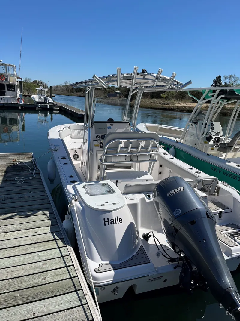 Slide: The Image of Sea Fox 228 Commander 2023 - 9