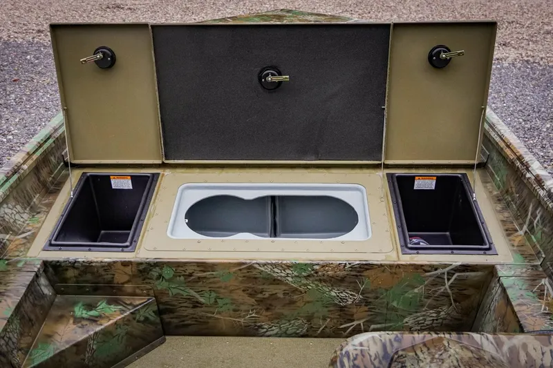 Slide: The Image of Camouflage G3 17SC boat storage compartments, 2026 model, featuring three sections. - 19