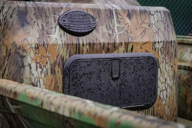 Slide: The Image of Camouflage-patterned G3 17SC boat, 2026 model, with rain droplets on surface. - 4