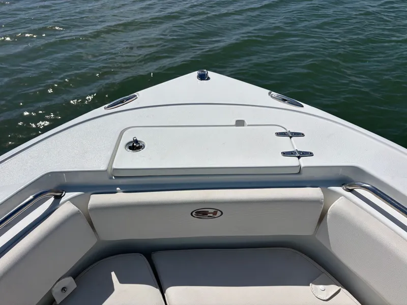 Slide: The Image of Sea Hunt Ultra 219 2021 - 16