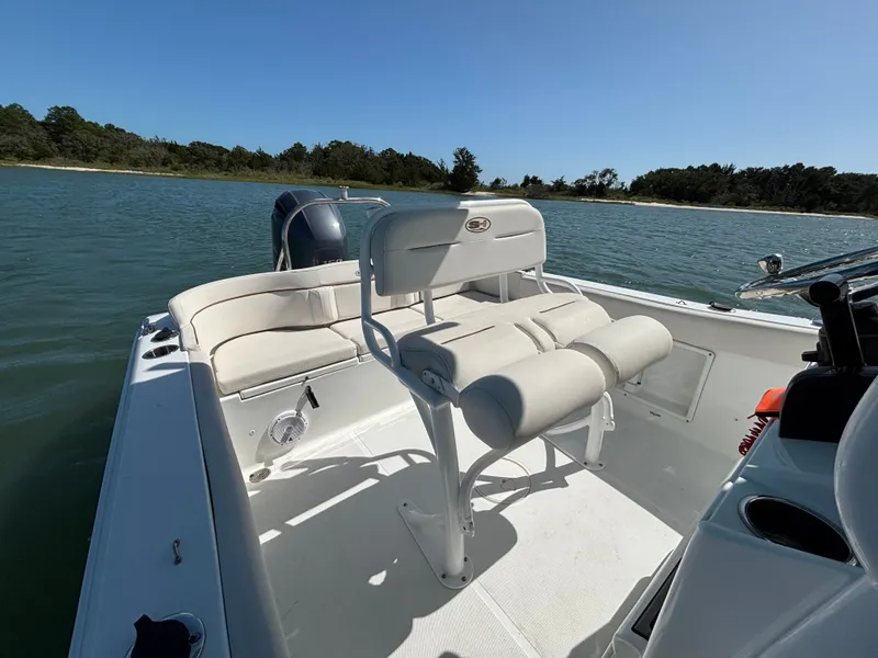 Slide: The Image of Sea Hunt Ultra 219 2021 - 23