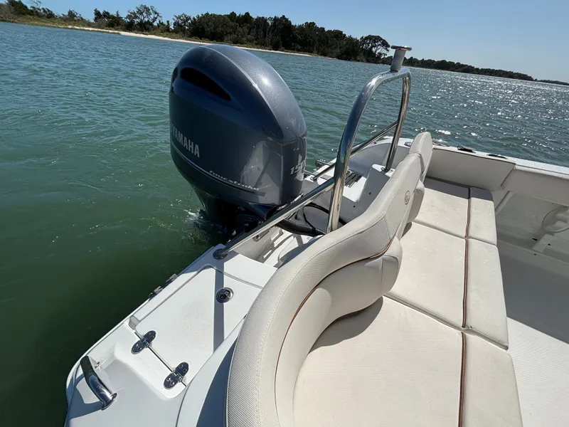 Slide: The Image of Sea Hunt Ultra 219 2021 - 27