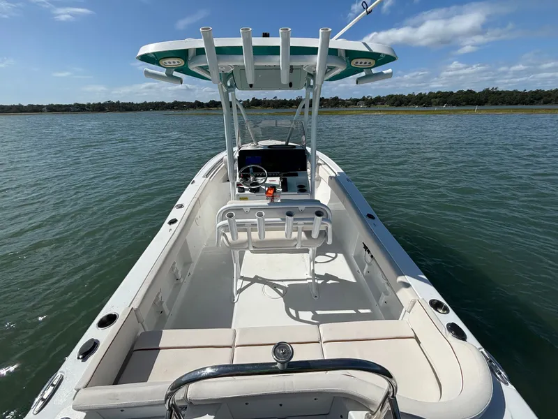 Slide: The Image of Sea Hunt Ultra 219 2021 - 29