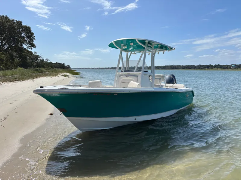 Slide: The Image of Sea Hunt Ultra 219 2021 - 4