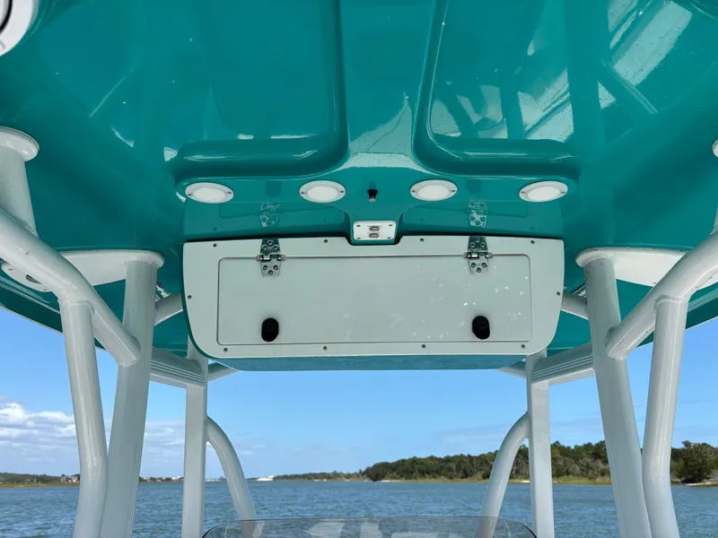 Slide: The Image of Sea Hunt Ultra 219 2021 - 44