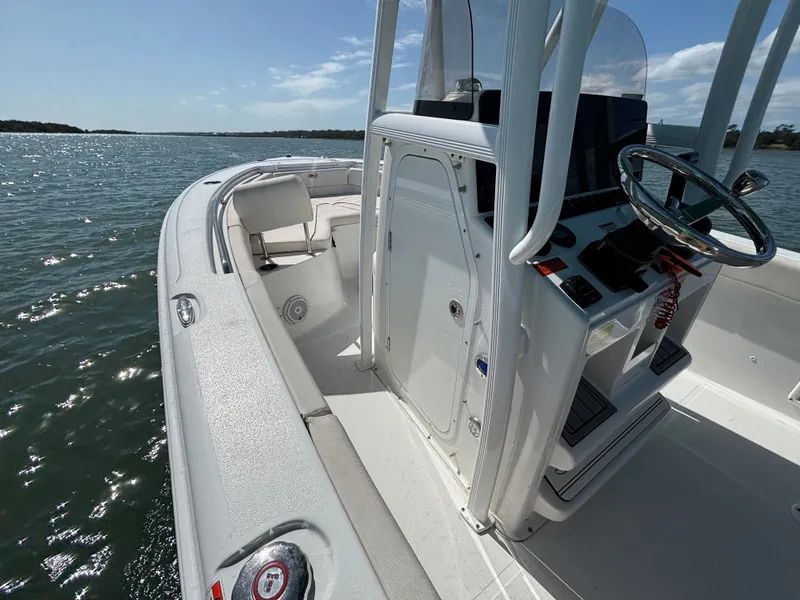 Slide: The Image of Sea Hunt Ultra 219 2021 - 48