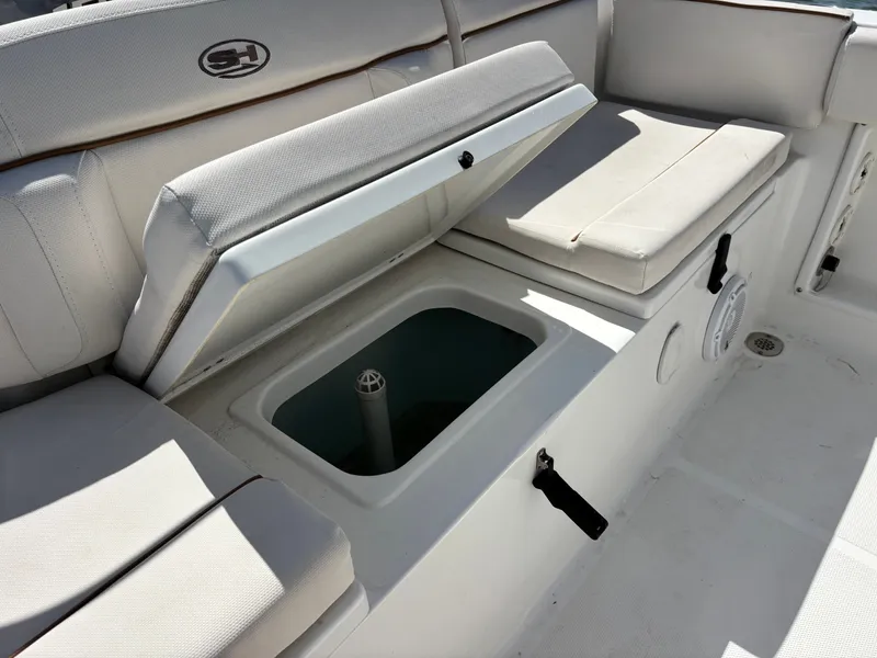 Slide: The Image of Sea Hunt Ultra 219 2021 - 53