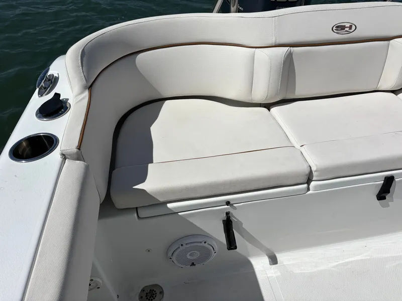 Slide: The Image of Sea Hunt Ultra 219 2021 - 58