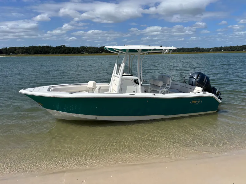 Slide: The Image of Sea Hunt Ultra 219 2021 - 9