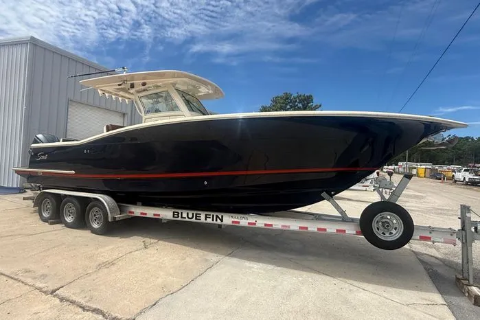 Slide: The Image of Scout 320 LXF 2014 - 1