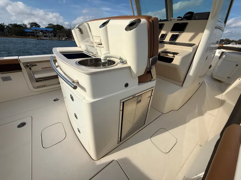 Slide: The Image of Scout 320 LXF 2014 - 20