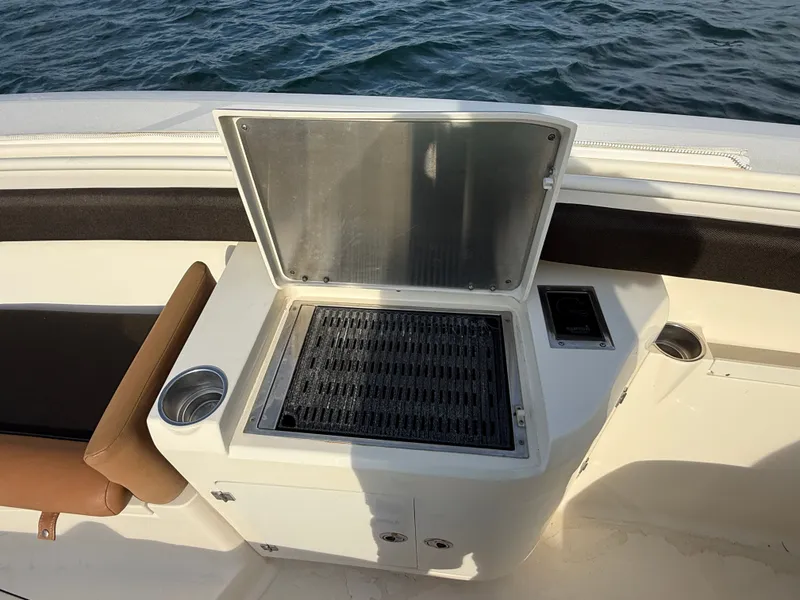 Slide: The Image of Scout 320 LXF 2014 - 45