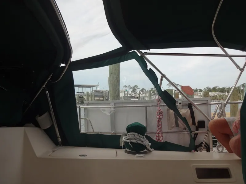 Slide: The Image of Island Packet 440 2006 - 109