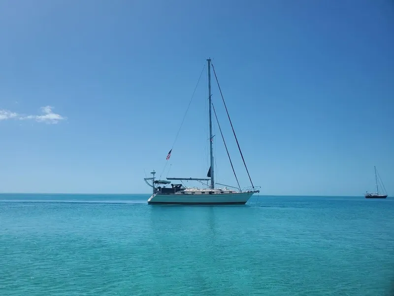 Slide: The Image of Island Packet 440 2006 - 115