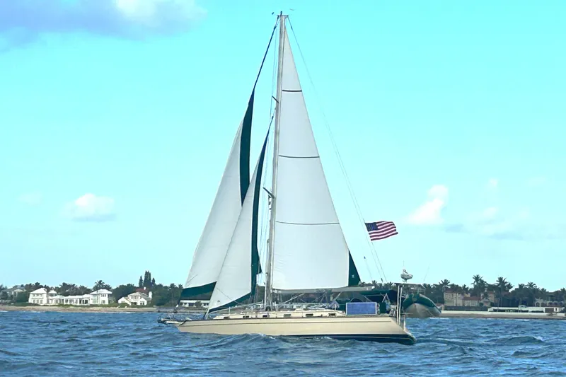 Slide: The Image of Island Packet 440 2006 - 118