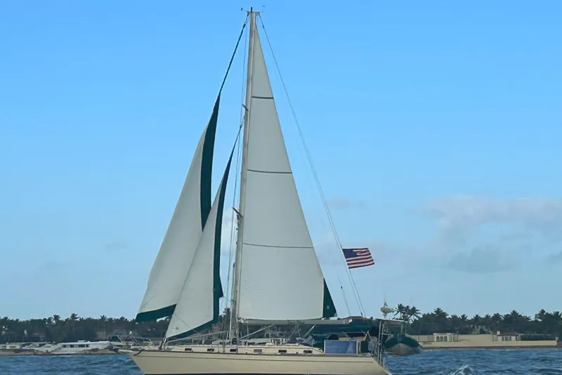 Slide: The Image of Island Packet 440 2006 - 121