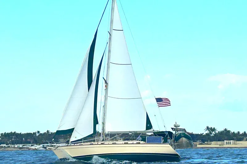 Slide: The Image of Island Packet 440 2006 - 125